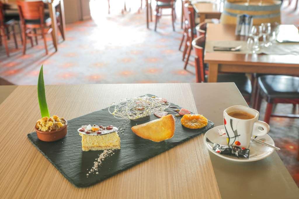 Brit Hotel Rennes St Gregoire - Le Villeneuve Saint-Grégoire Restaurant foto